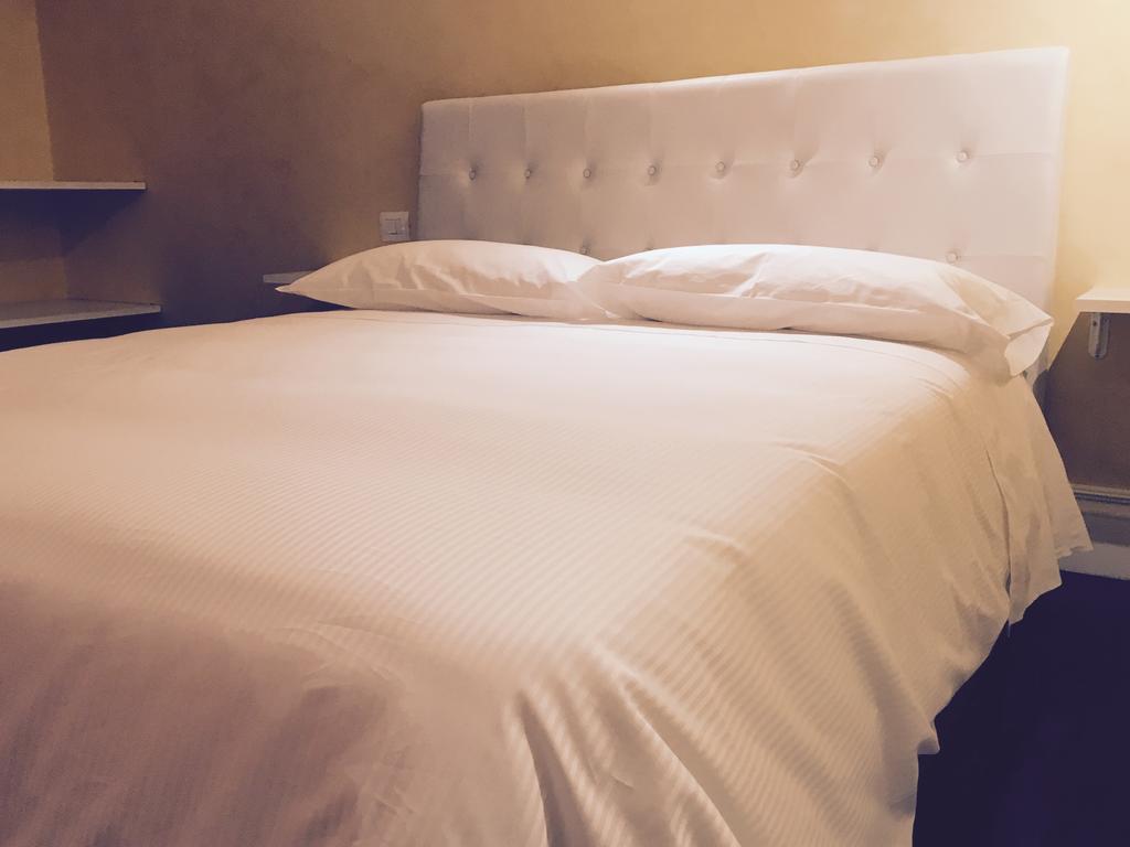 Palazzo Eliss Bed & Breakfast Margherita Di Savoia Room photo